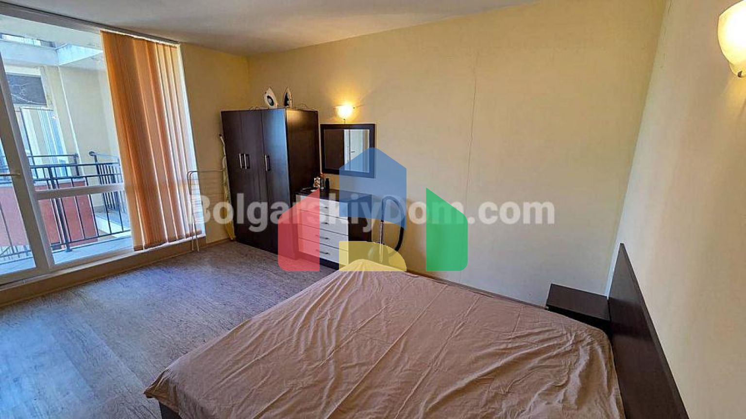 Двухкомнатная квартира в Сансет Бич 3