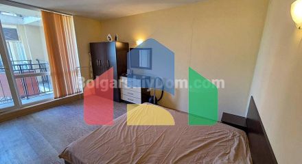 Двухкомнатная квартира в Сансет Бич 3