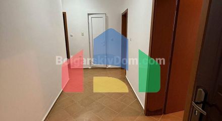 Трикімнатна квартира в Сонячному Березі