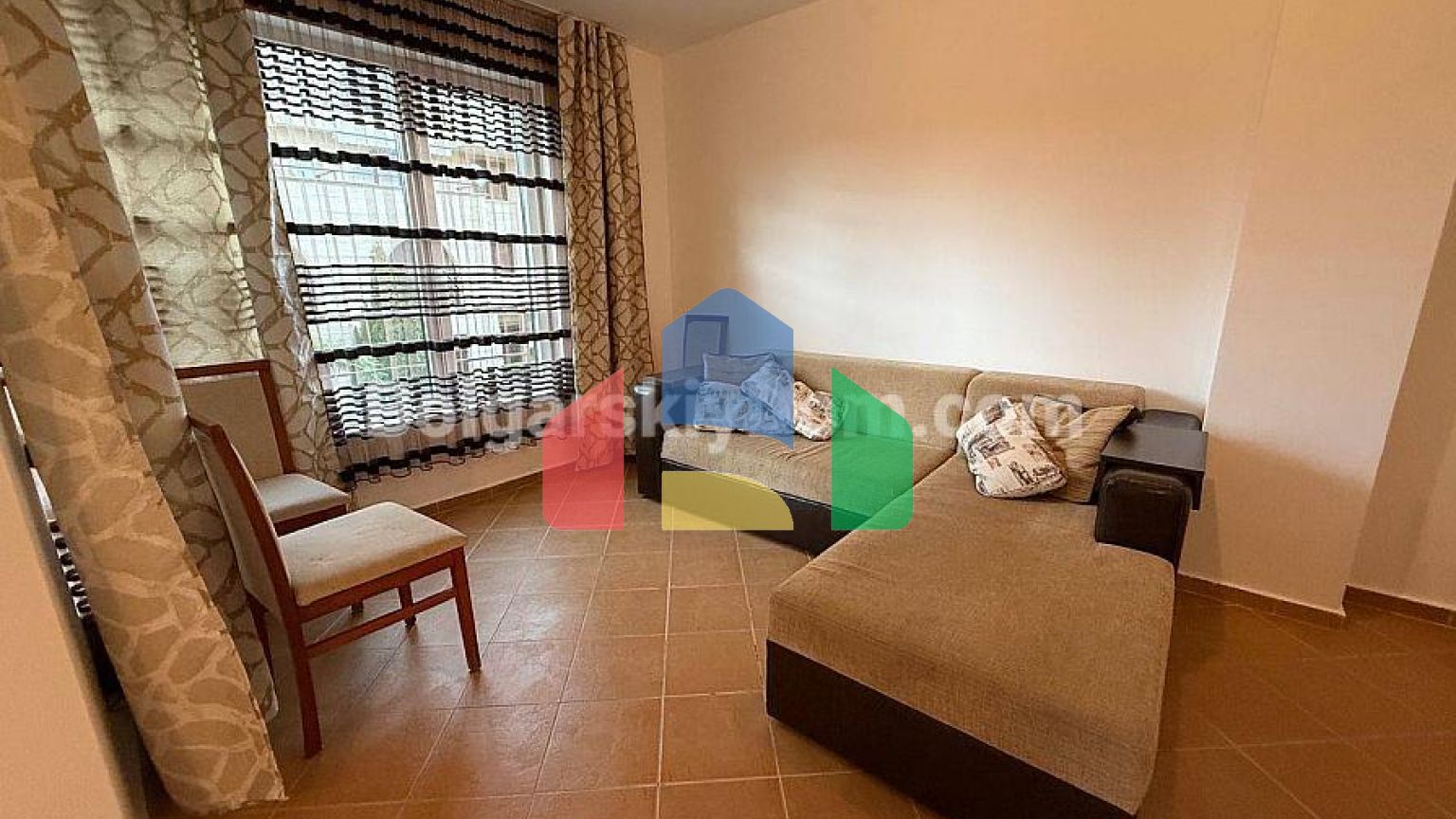 Трикімнатна квартира в Сонячному Березі