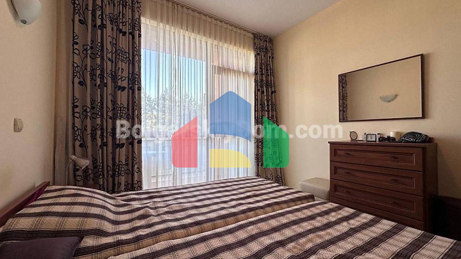 Двокімнатна квартира в Санні Сі Палас