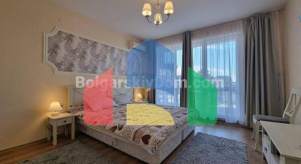 Two-bedroom apartment in Flores Park