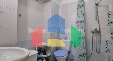 Two-bedroom apartment in Flores Park
