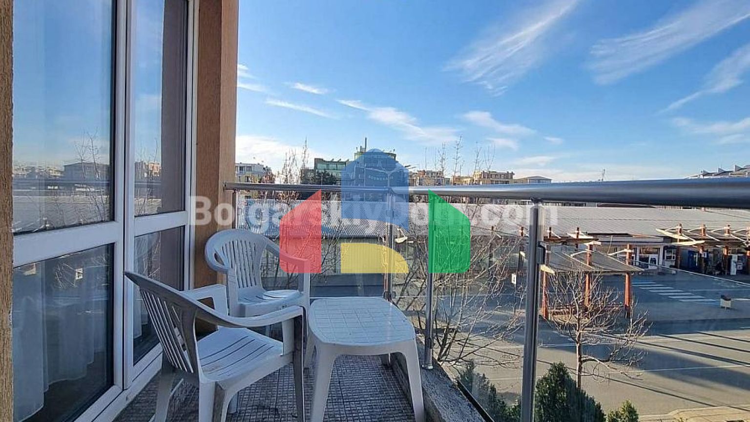 Трехкомнатная квартира во Флорес Парк