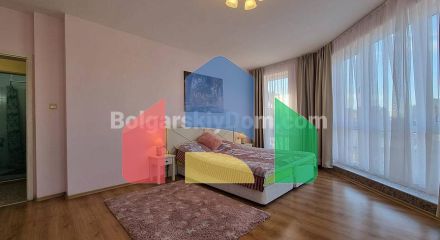 Трехкомнатная квартира во Флорес Парк