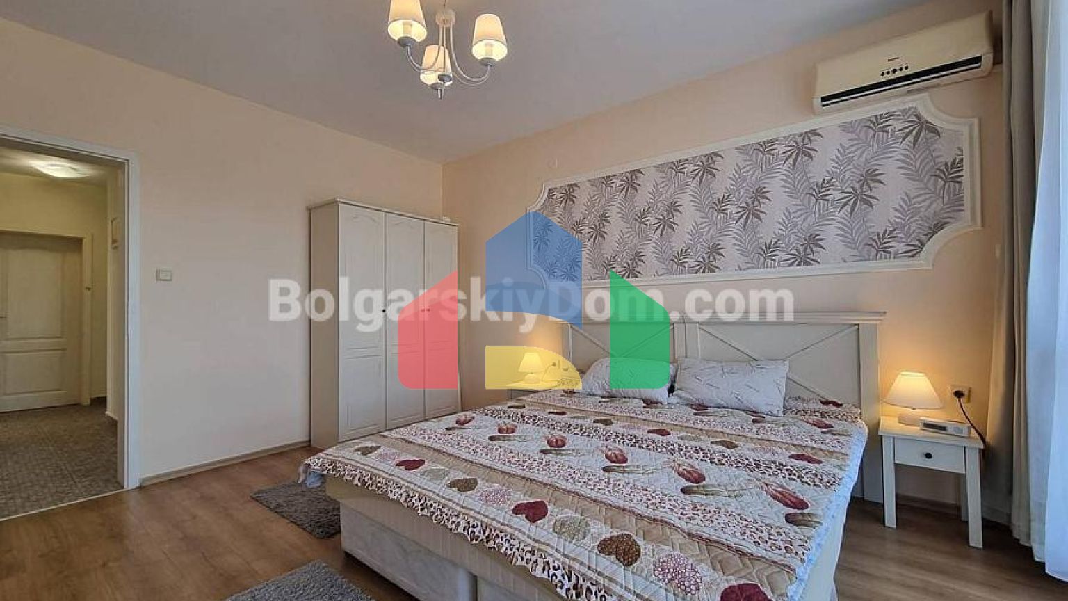 Трехкомнатная квартира во Флорес Парк