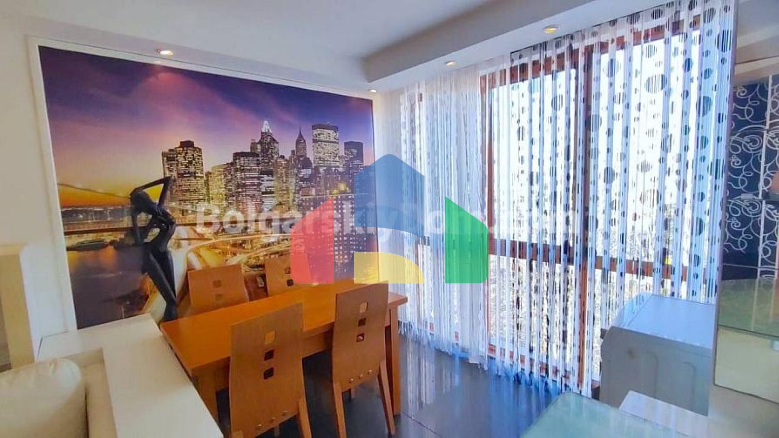 Двокімнатна квартира в Пасифік 3