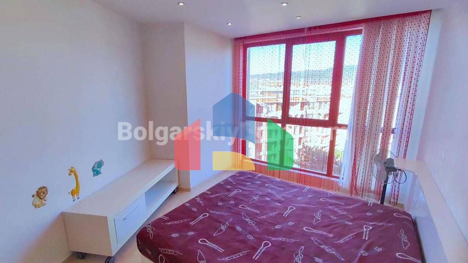 Двокімнатна квартира в Пасифік 3