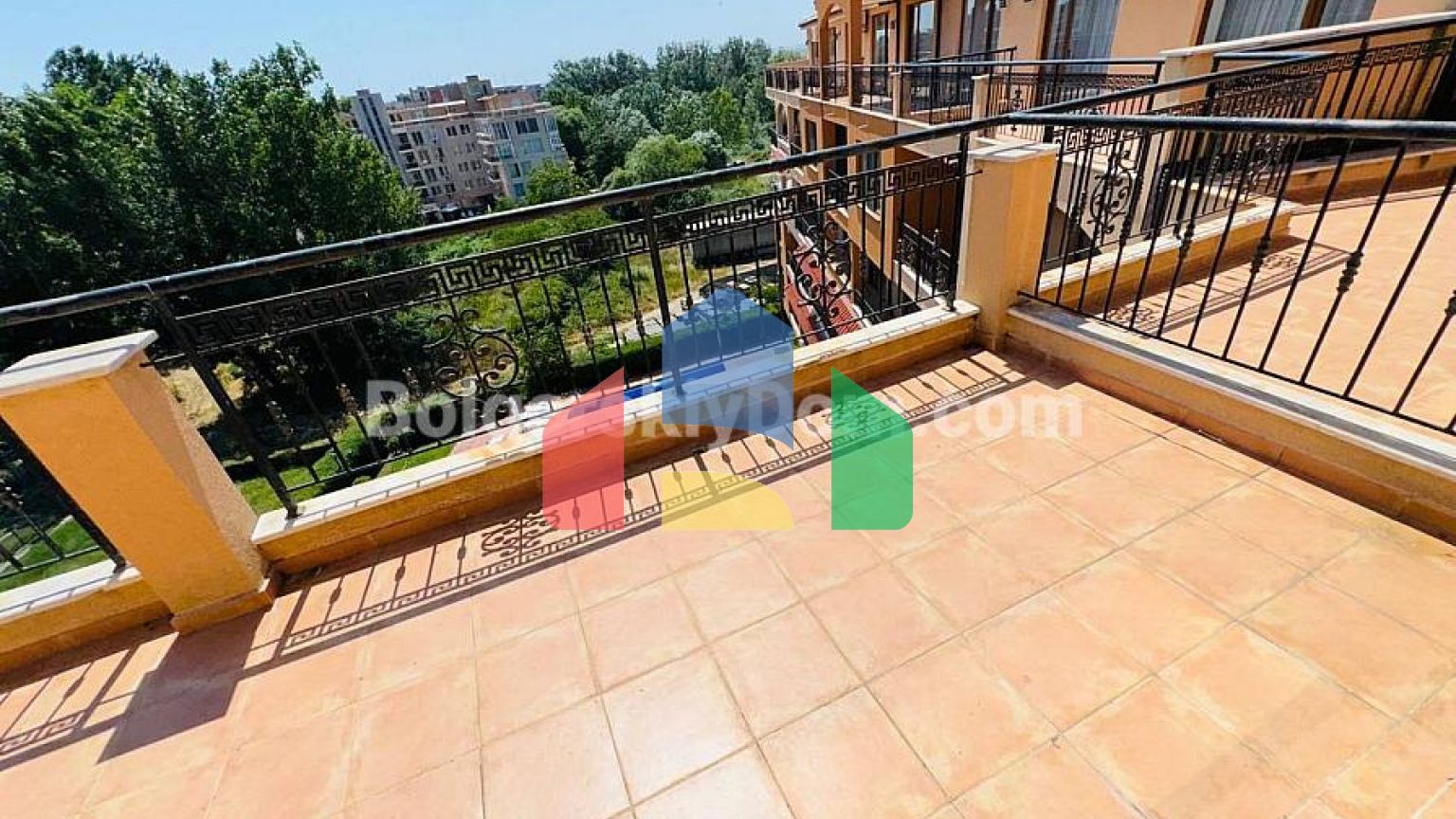 Квартира-студия в Хеппи