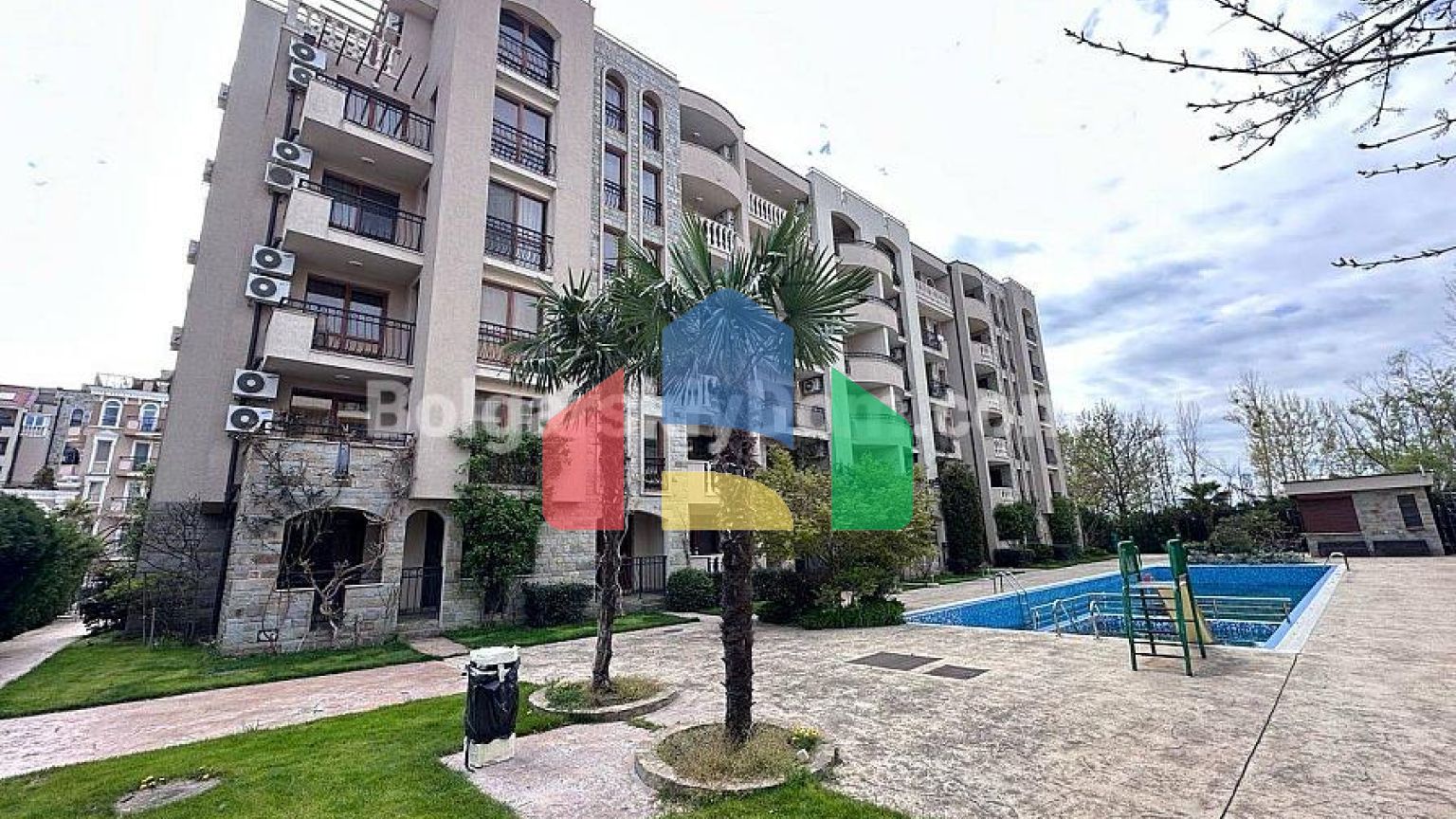 Двокімнатна квартира в Каскадас 3