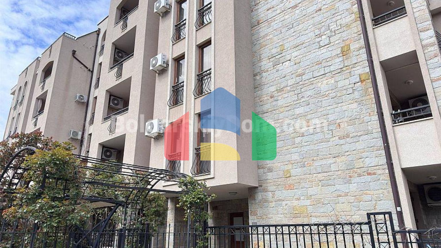 Двокімнатна квартира в Каскадас 3