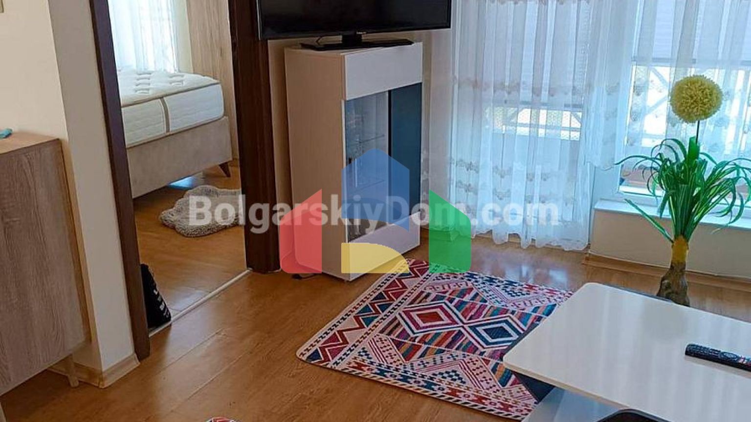 Двокімнатна квартира в Санні Дей 6