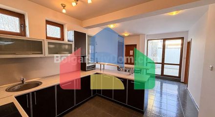 Two-bedroom apartment in Chateau Del Mar