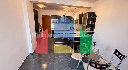 Трикімнатна квартира в Шато Дель Мар