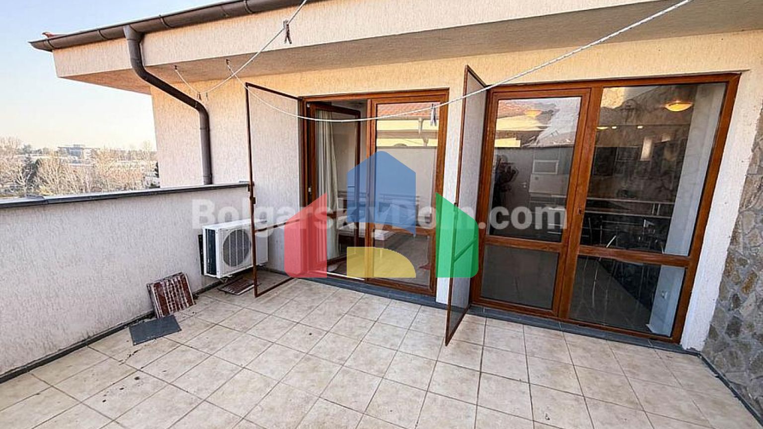 Трикімнатна квартира в Шато Дель Мар