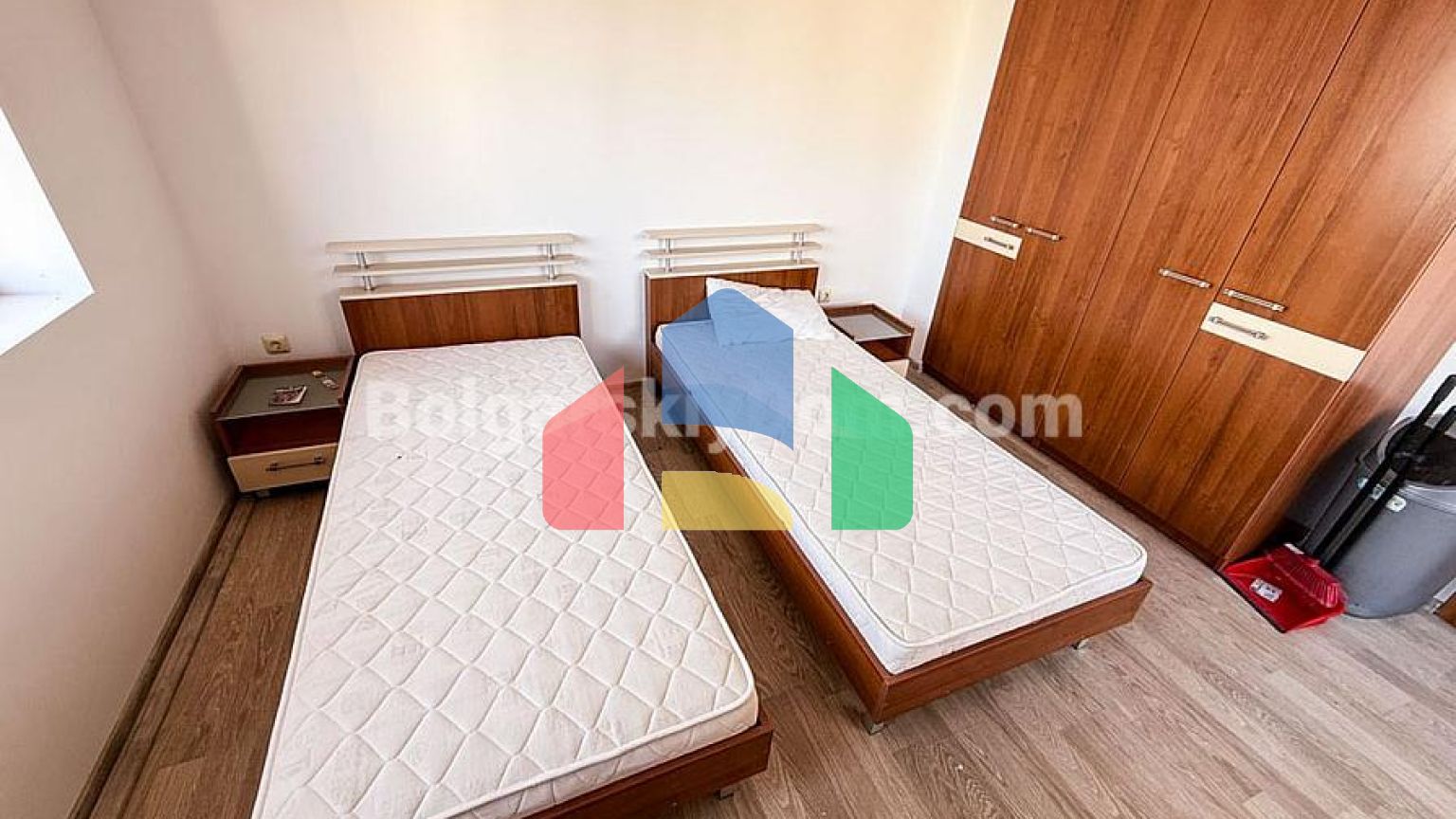 Трикімнатна квартира в Шато Дель Мар