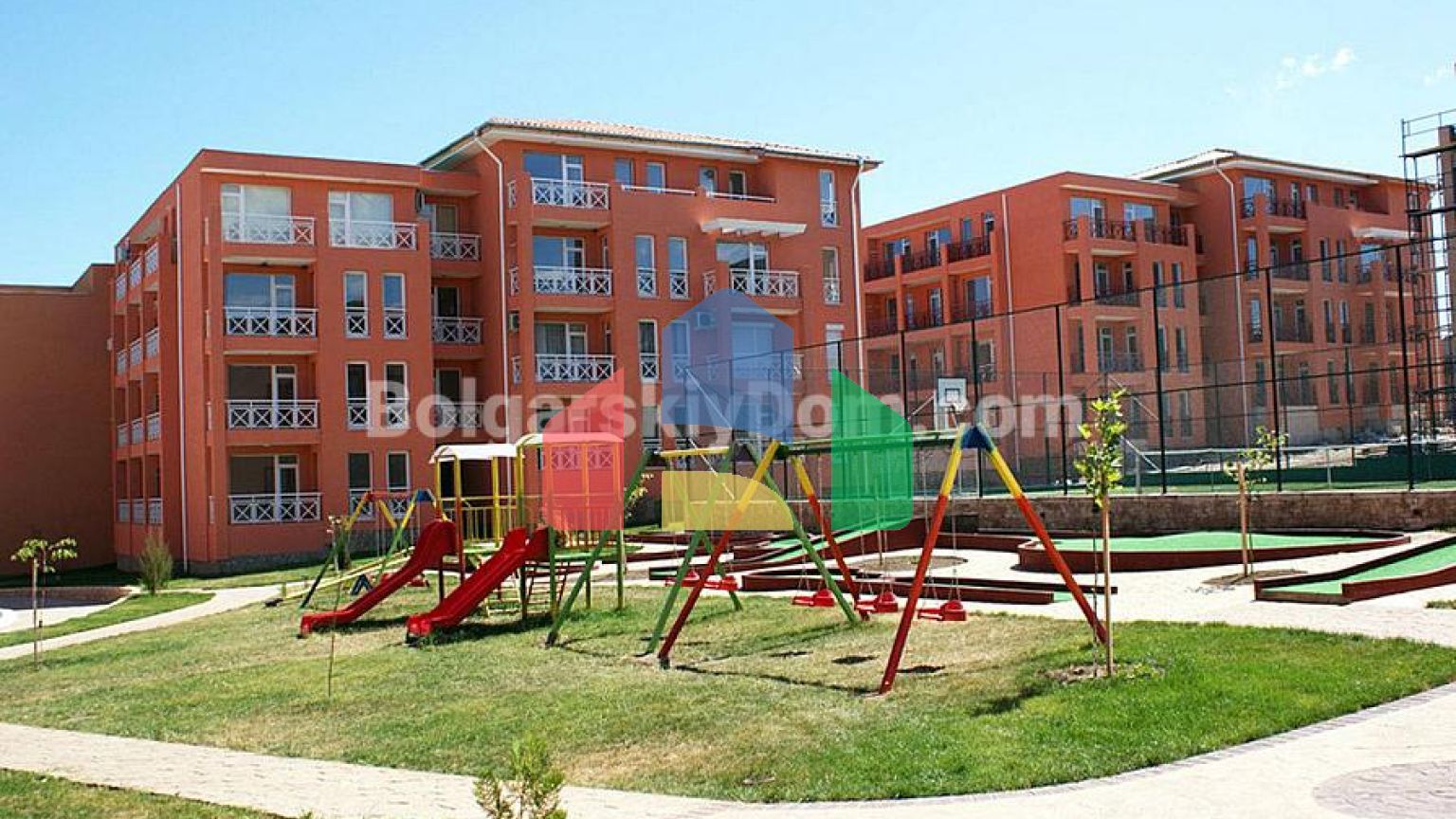 Двухкомнатная квартира в Санни Дей 6