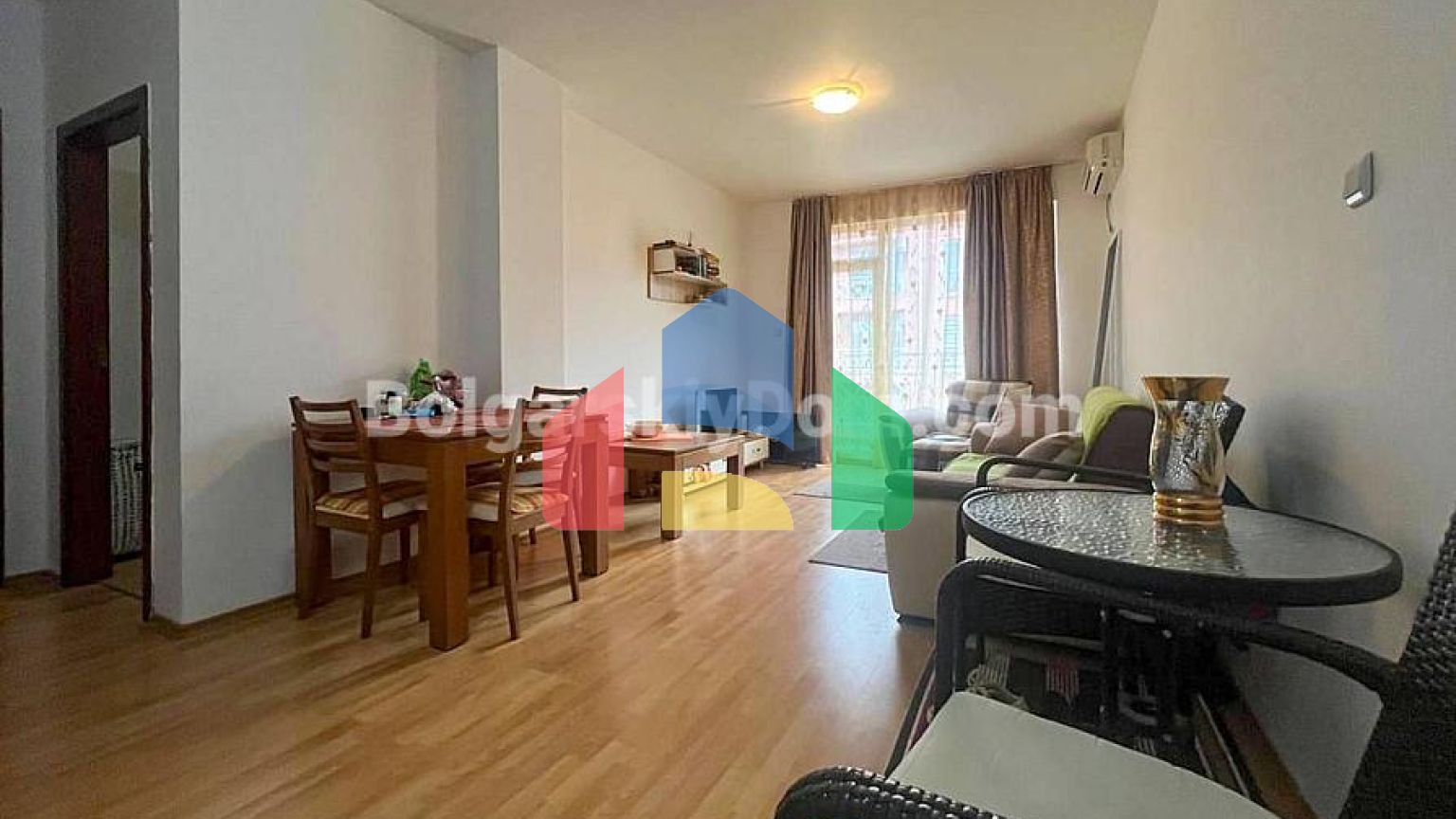 Двухкомнатная квартира в Санни Дей 6