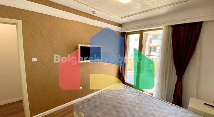 Трикімнатна квартира в Голден Реінбоу