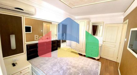 Трикімнатна квартира в Голден Реінбоу