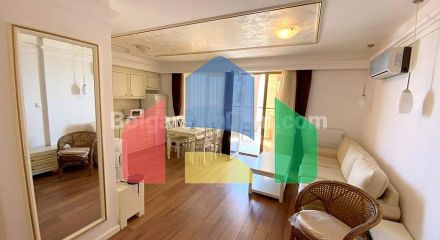 Трикімнатна квартира в Голден Реінбоу