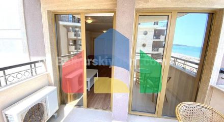 Трикімнатна квартира в Голден Реінбоу