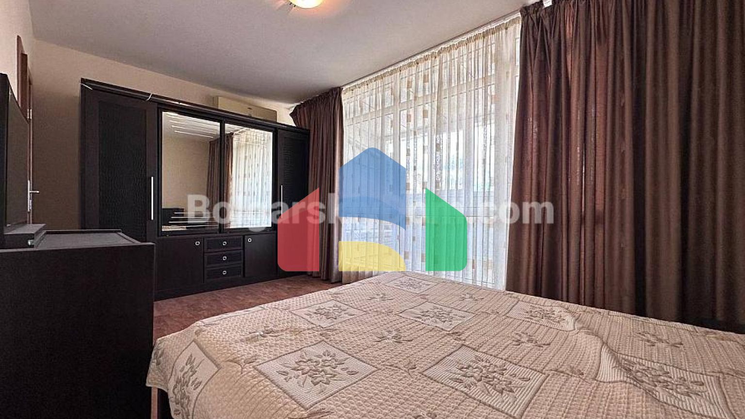 Трехкомнатная квартира в Элит 4