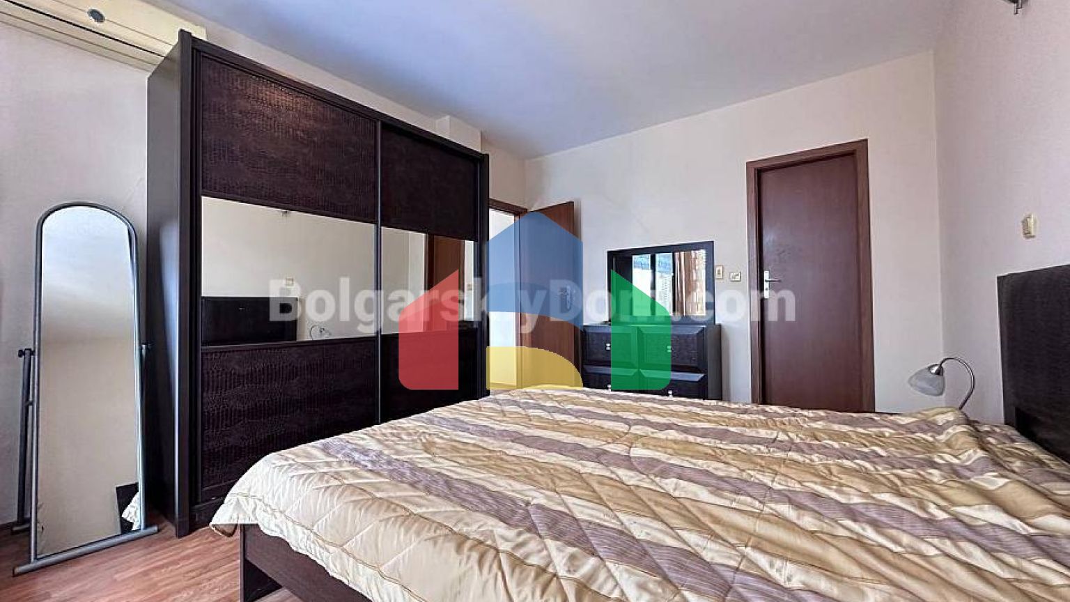 Трехкомнатная квартира в Элит 4