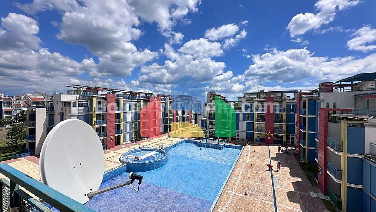 Трехкомнатная квартира в Элит 4