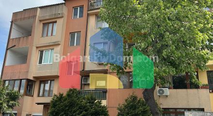 Четырехкомнатная квартира в жилом доме