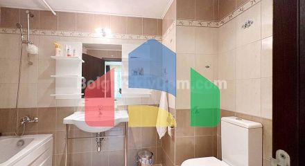 Трехкомнатная квартира в Петерхаус