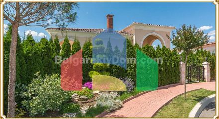 Вилла в Эден Парк