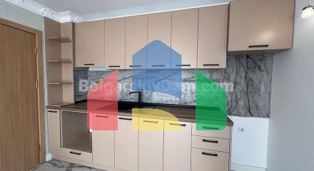 One-bedroom apartment in Sole Mar