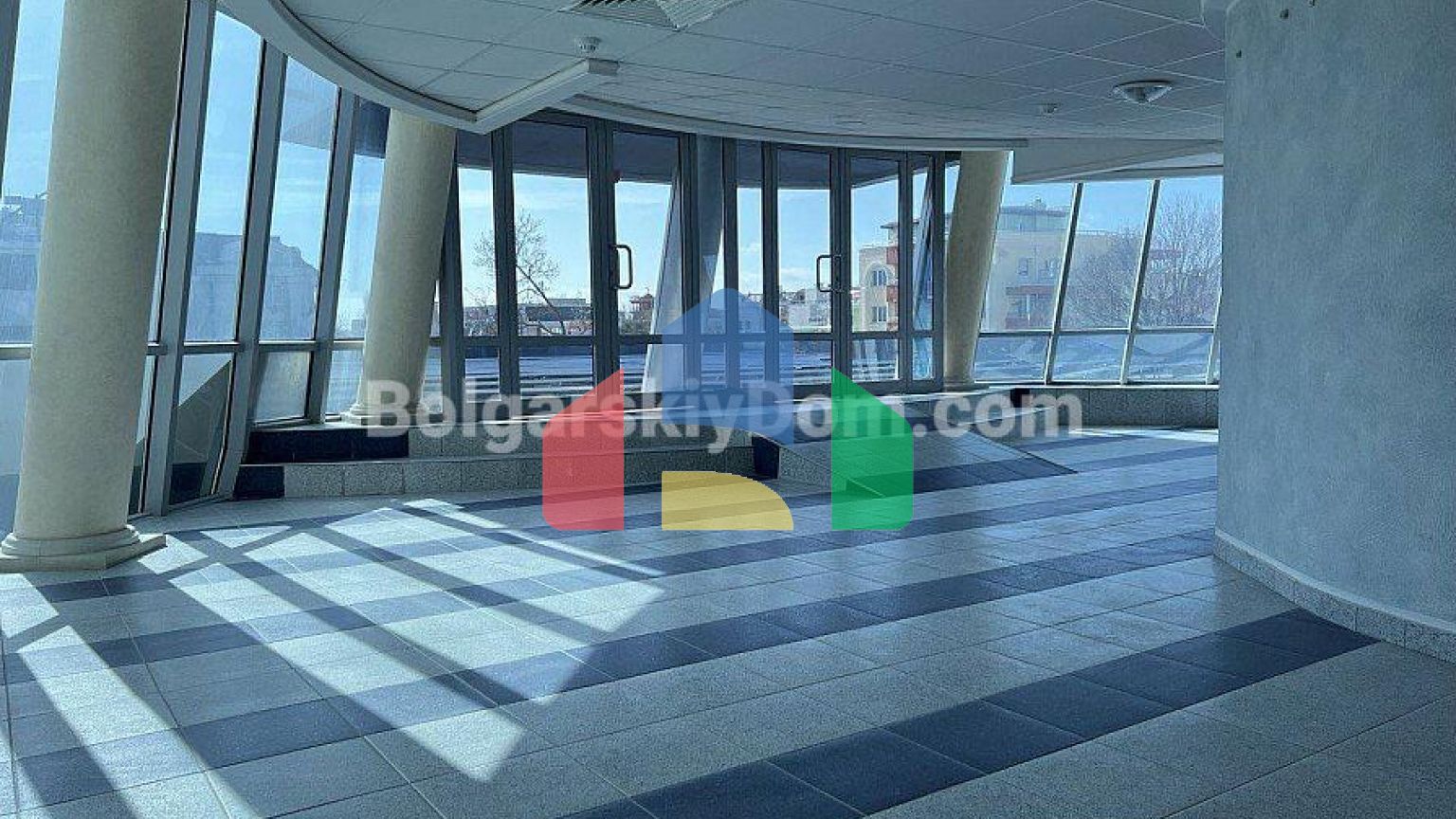 Двокімнатна квартира в Соле Мар