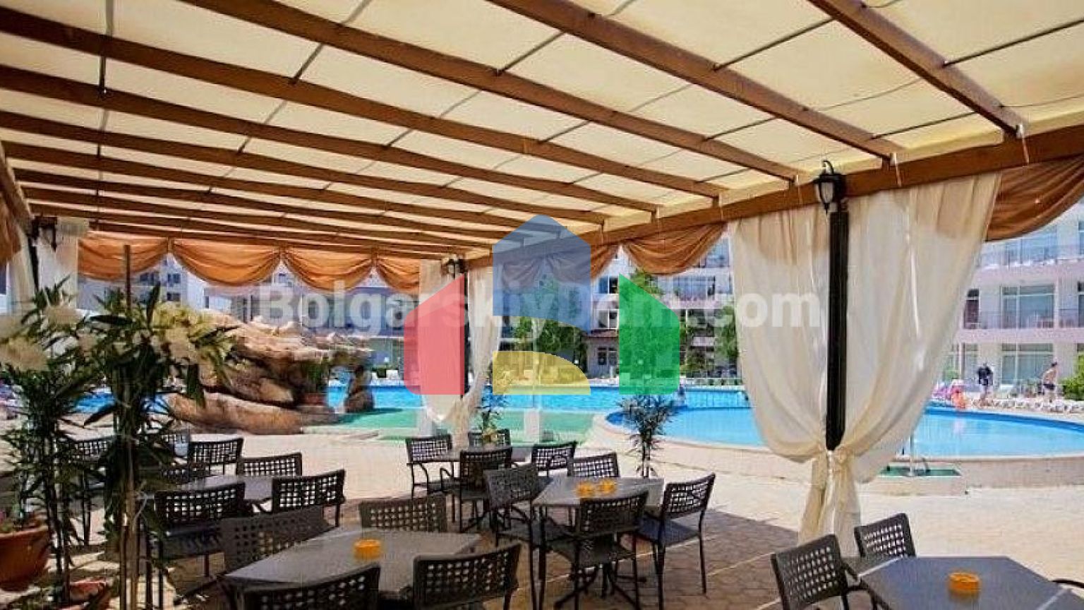 Двокімнатна квартира в Сан Вілладж