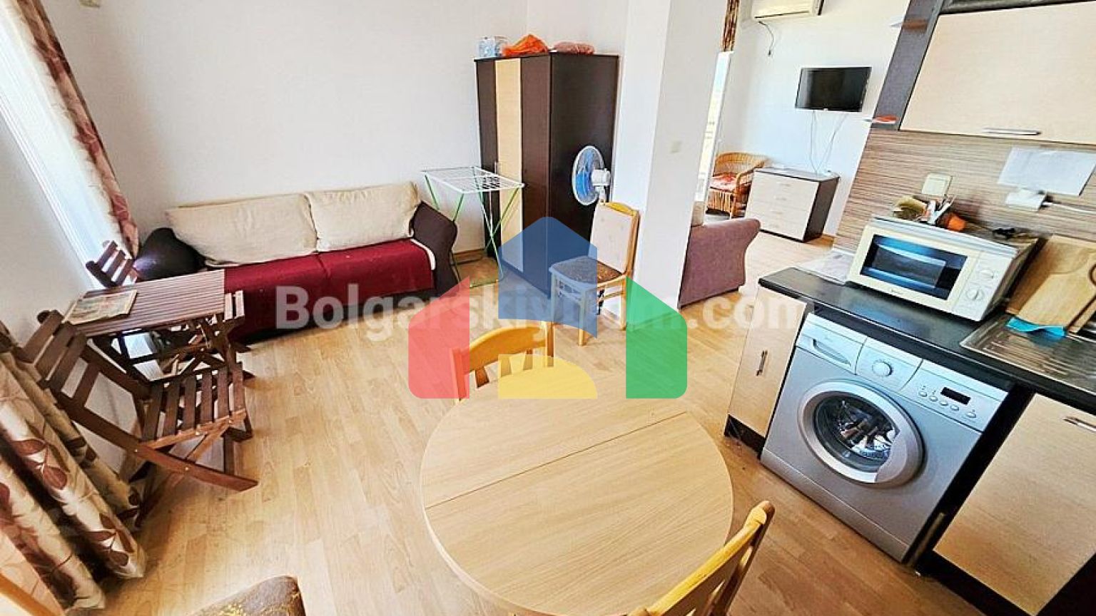 Двухкомнатная квартира в Санни Дей 6