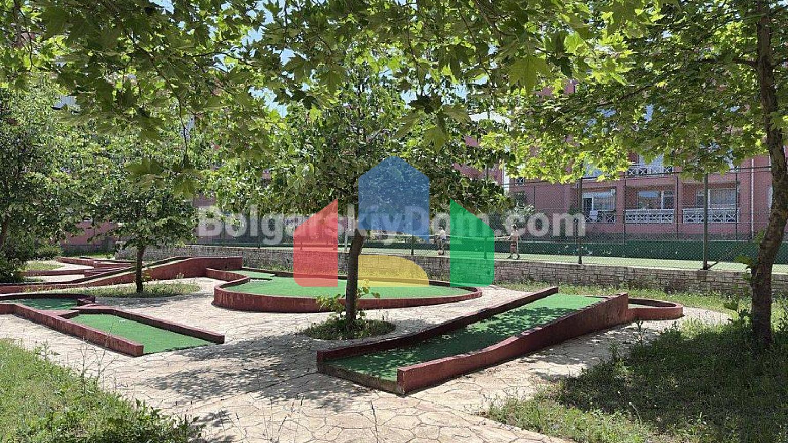 Двокімнатна квартира в Санні Дей 6