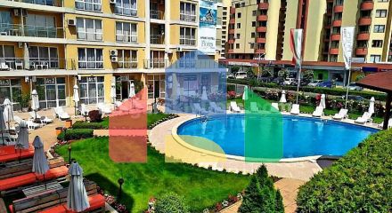 Two-bedroom apartment in Flores Park