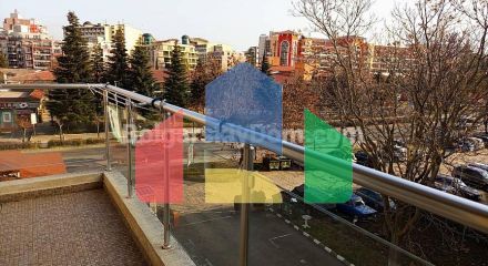 Трехкомнатная квартира во Флорес Парк Трехкомнатная квартира во Флорес Парк