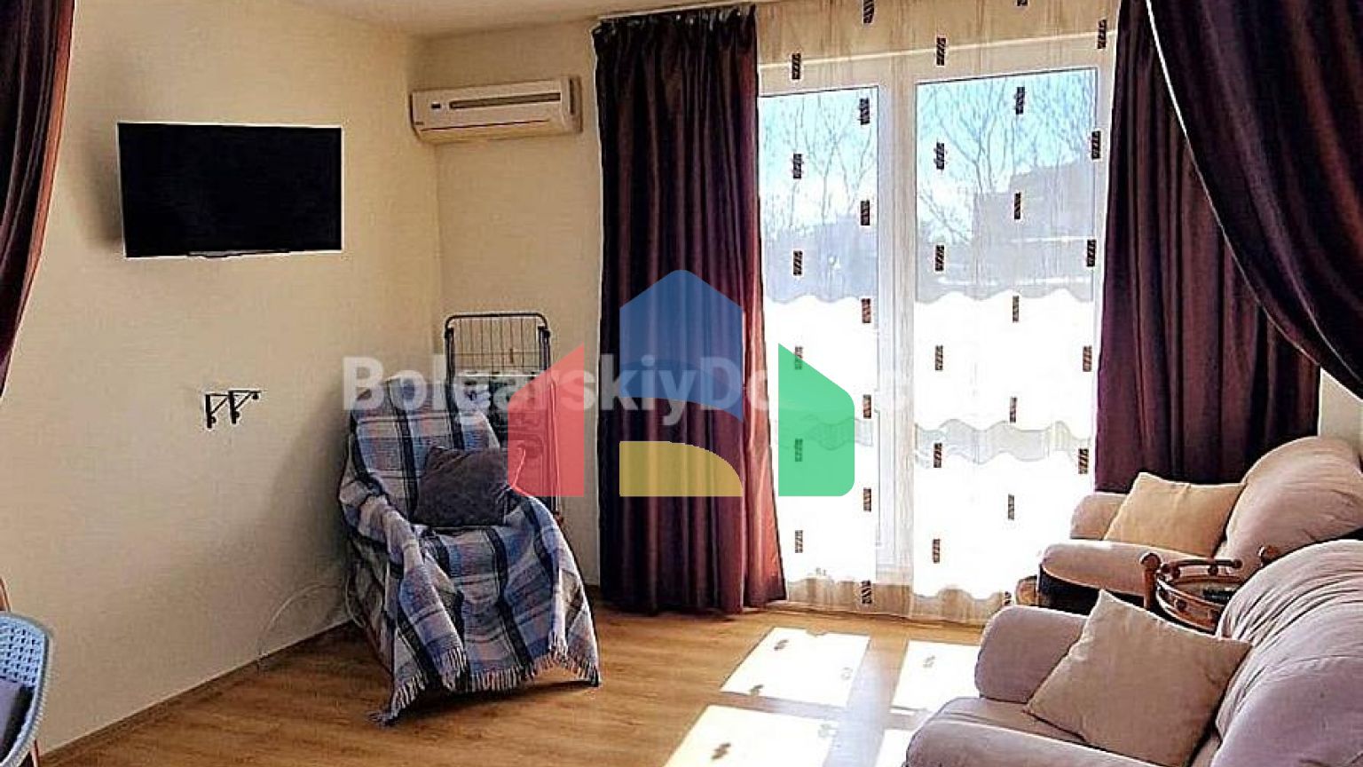 Трехкомнатная квартира во Флорес Парк