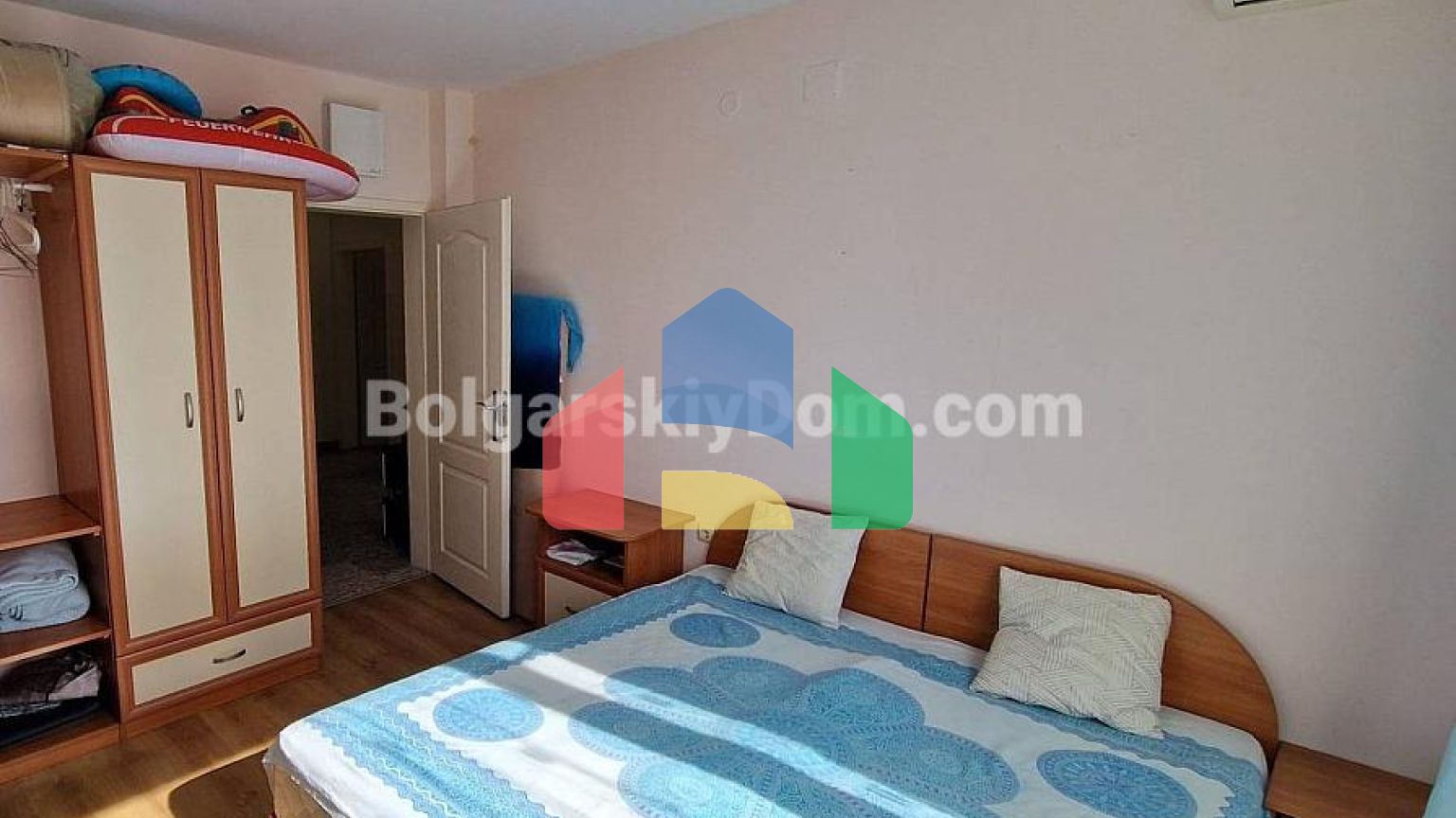 Трехкомнатная квартира во Флорес Парк