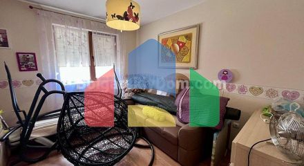 One-bedroom apartment in Gardenia Hills