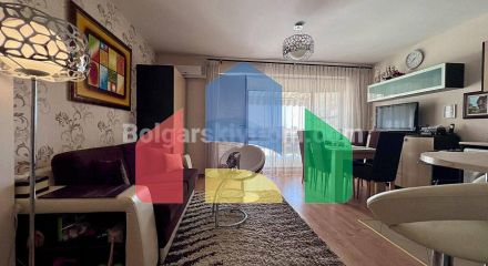 One-bedroom apartment in Gardenia Hills