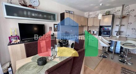 Двокімнатна квартира в Gardenia Hills