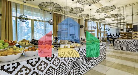 Простора студія в Барсело Роял Біч