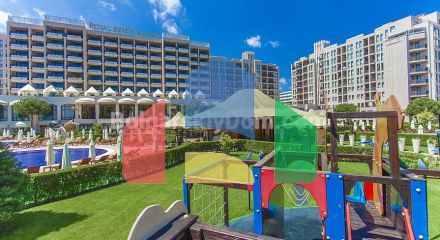 Простора студія в Барсело Роял Біч