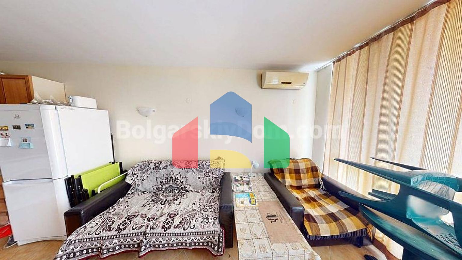 Двокімнатна квартира в Сансет Біч 2