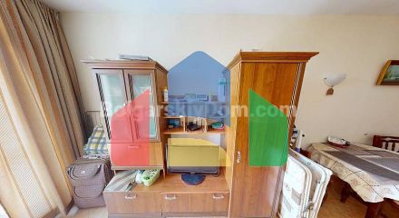 Двокімнатна квартира в Сансет Біч 2