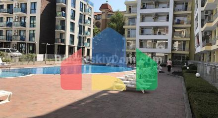 Двокімнатна квартира в Сансет Біч 2