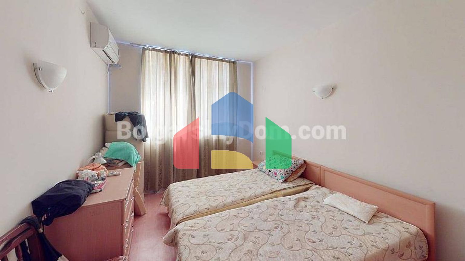 Двокімнатна квартира в Сансет Біч 2